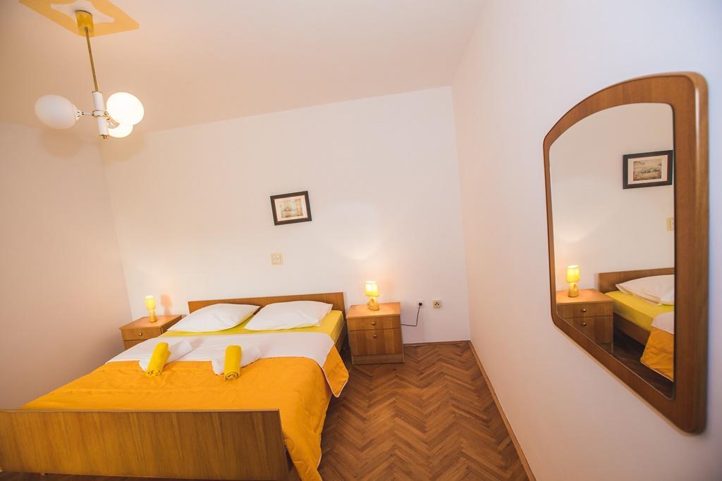 Apartments Renata Banjol Kamer foto